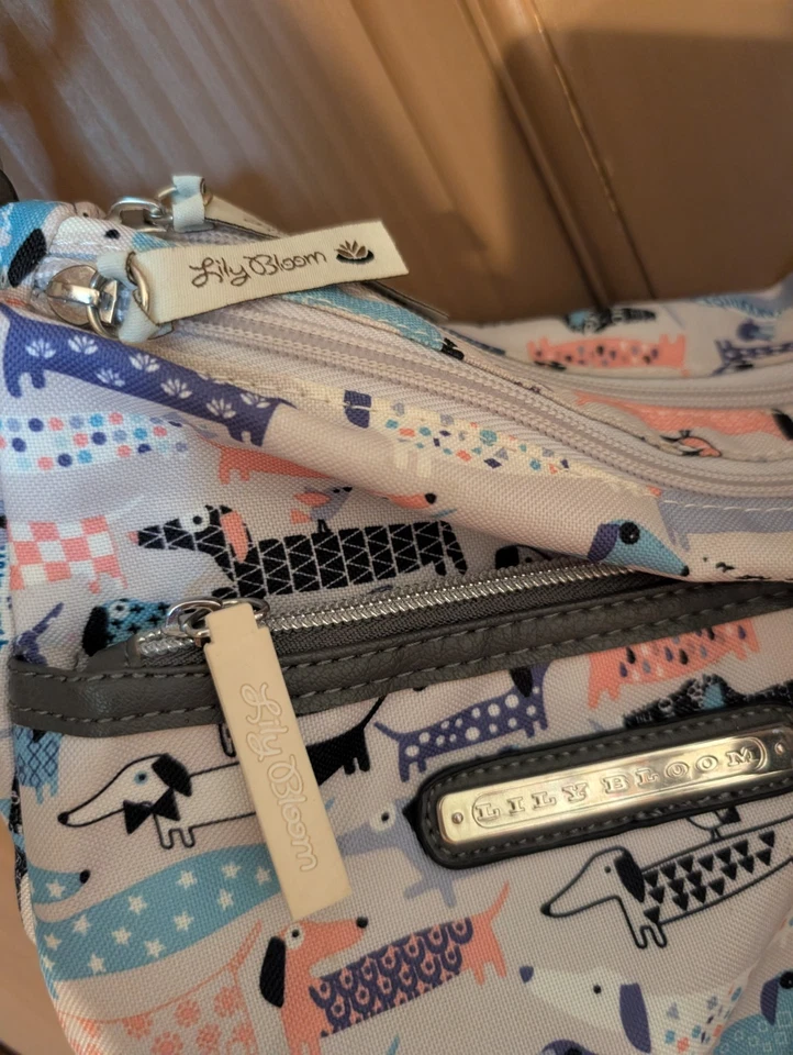 Bolso de mano Lilly Bloom Maggie verde reciclado Dachsund para perros Foto 3 de 4