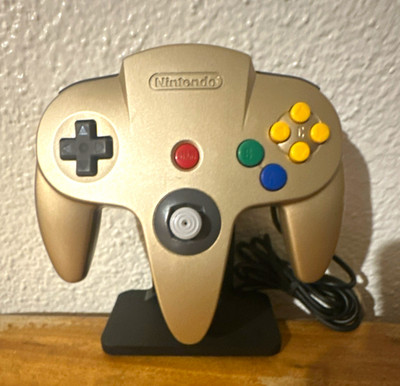 Nintendo 64 N64 Gold Wired OEM Controller  NUS-005 Very Tight Stick 10/10