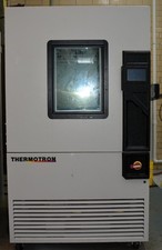 Thermotron SM-32C-8200 Environmental Chamber S-32, S-32C Humidity, -68 to 180C