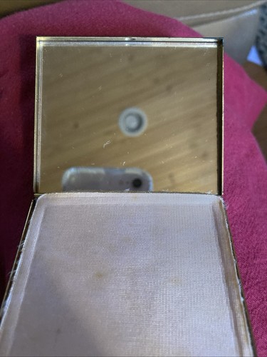 Vintage 1950’s Compact Mother of Pearl Gold Tone Metal Case, Mirror Puff Screen - Picture 8 of 13