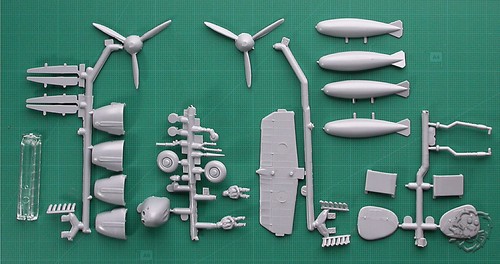 Airfix 1/72 Messerschmitt Bf 110D - 1976 #02006-4 (286) - Imagen 4 de 7