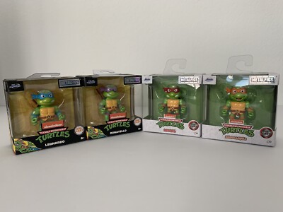 Teenage Mutant Ninja Turtles MetalFigs Die-Cast Complete Set of 4 keychain New