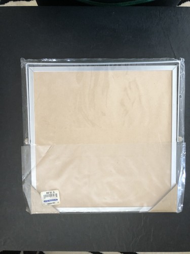 Small Dry Erase Board (color magnetic wipe off board) w stand - Picture 4 of 6
