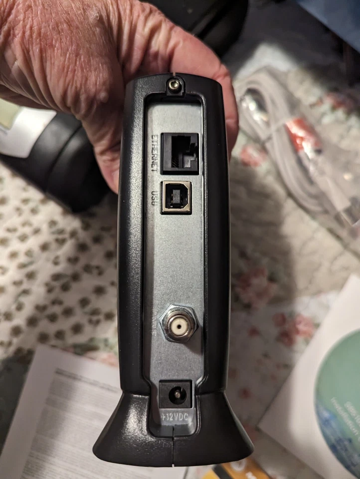 Motorola SURFboard Cable Modem Model SB5101. In Box. - Image 3 of 4