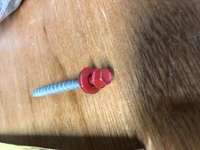 250 Bright red ATLAS #10 x 2-1/2 Pole Barn Roofing metal to wood screws 2.5 inch