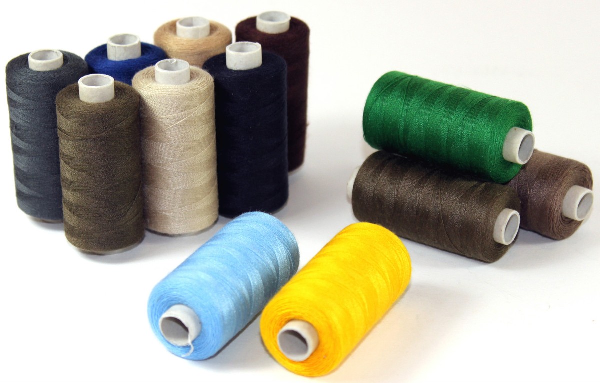 15 Spulen Nähgarn Set Aus Polyester - Bunt Sortiert, Je 500m, Allesnähfaden Für Nähmaschinen, Reißfest & Farbecht