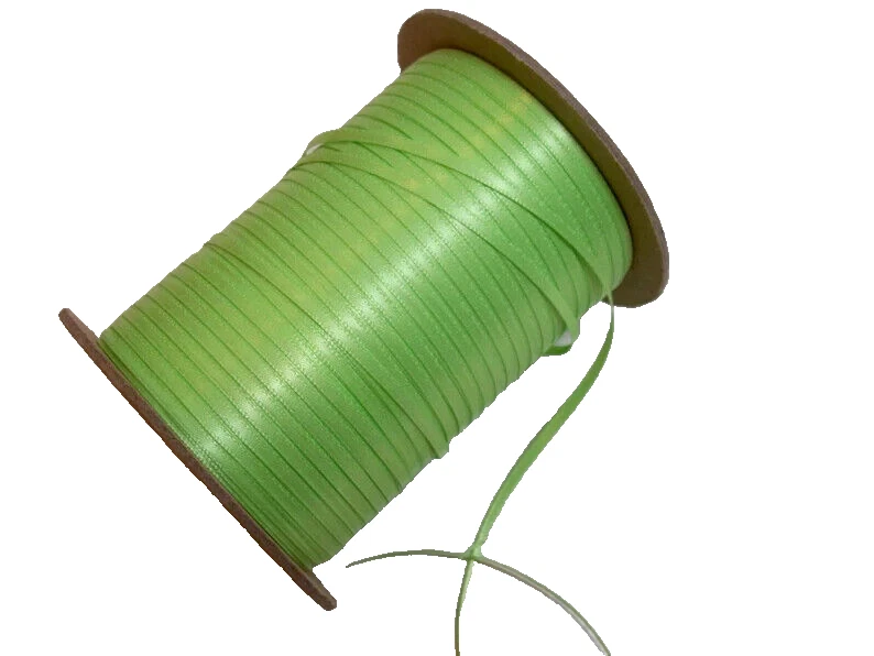 Offray Apple Green Double-Face Satin Ribbon 1/8 inch wide x 50 yards B17 - Image 3 of 3