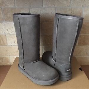 grey ugg boots size 3