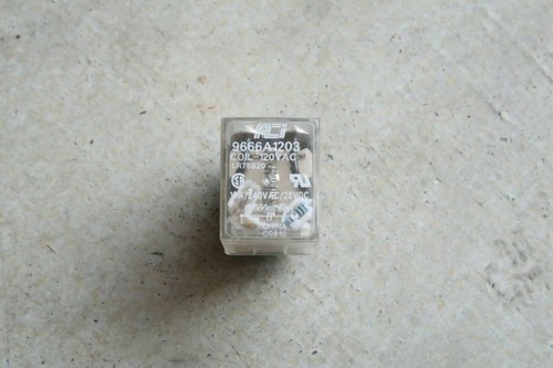2 pcs ADVANCE CONTROLS 105710, 10A 120VAC 28VDC Lamp Blade Relays 9666A1203 - 第 1/4 張圖片