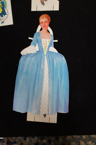 A Williamsburg Family By Mary Selby Make Believe Childrens Book 1940 W/ Dolls - Picture 6 of 10