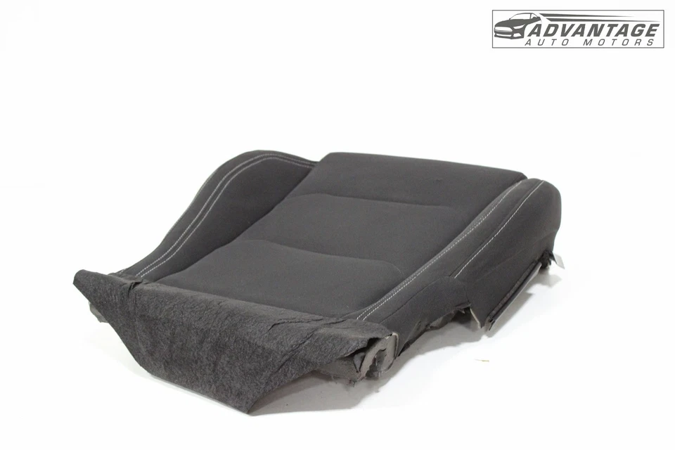 Chevrolet Camaro 2018-2024 asiento del pasajero delantero derecho cojín inferior OEM Foto 3 de 4