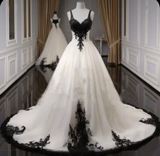 Vintage Black And White Wedding Dress Lace Appliques Vintage Long Bridal Gown