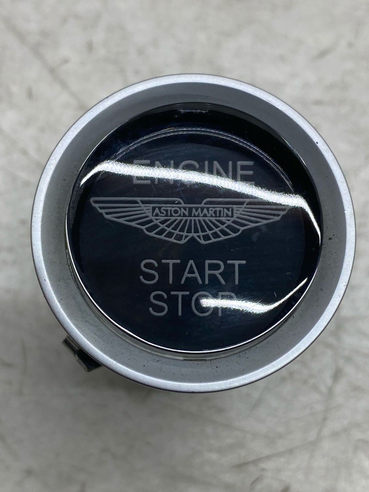 2020-2025 ASTON MARTIN DBX OEM CENTER DASH BUTTON START STOP MY83-11501-AA