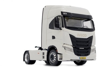 MARGE MODELS, IVECO S-Way 4x2 weiß, 1/32, MAR2231-01