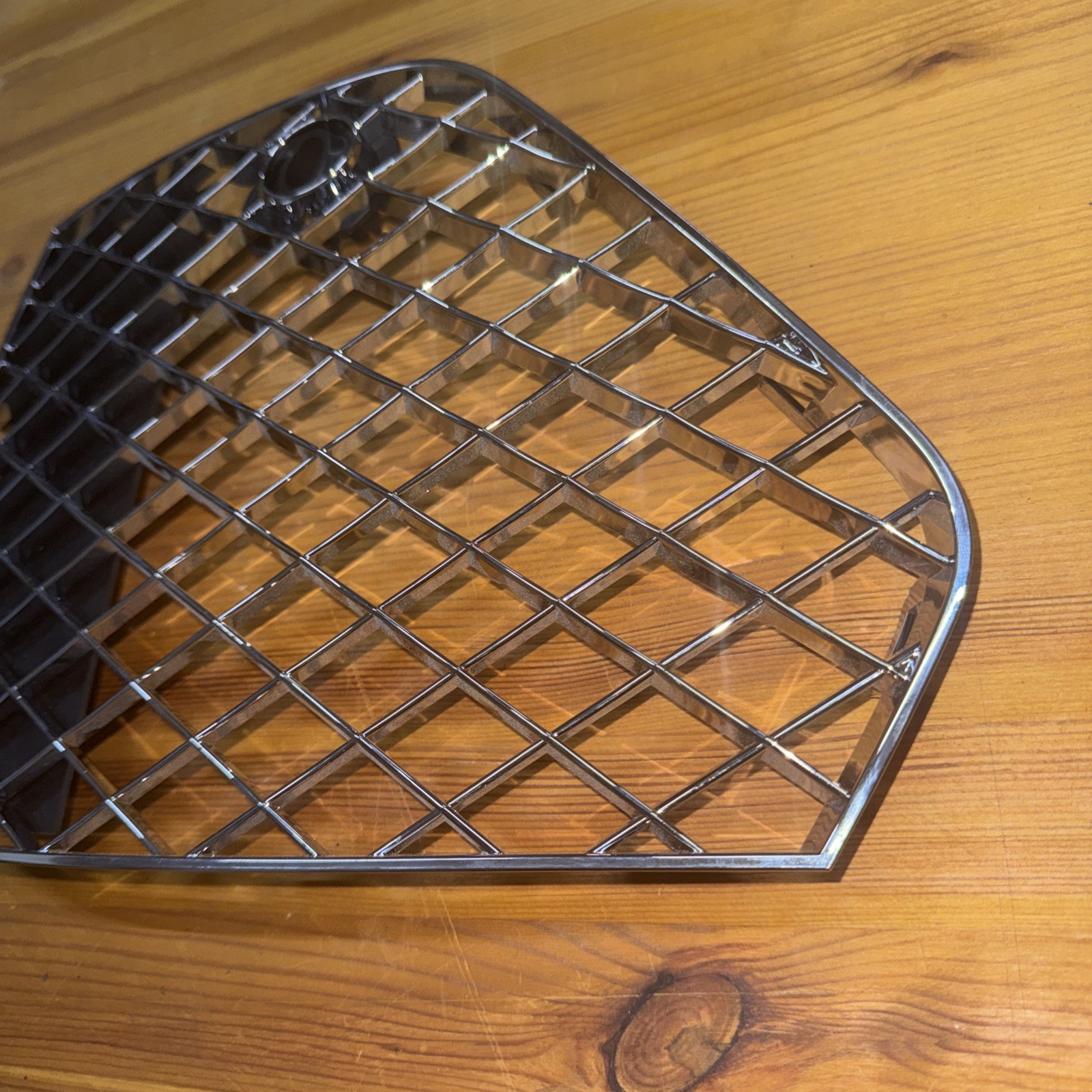 2021-2023 Bentley Bentayga Front Bumper Left Grill Oem #B064