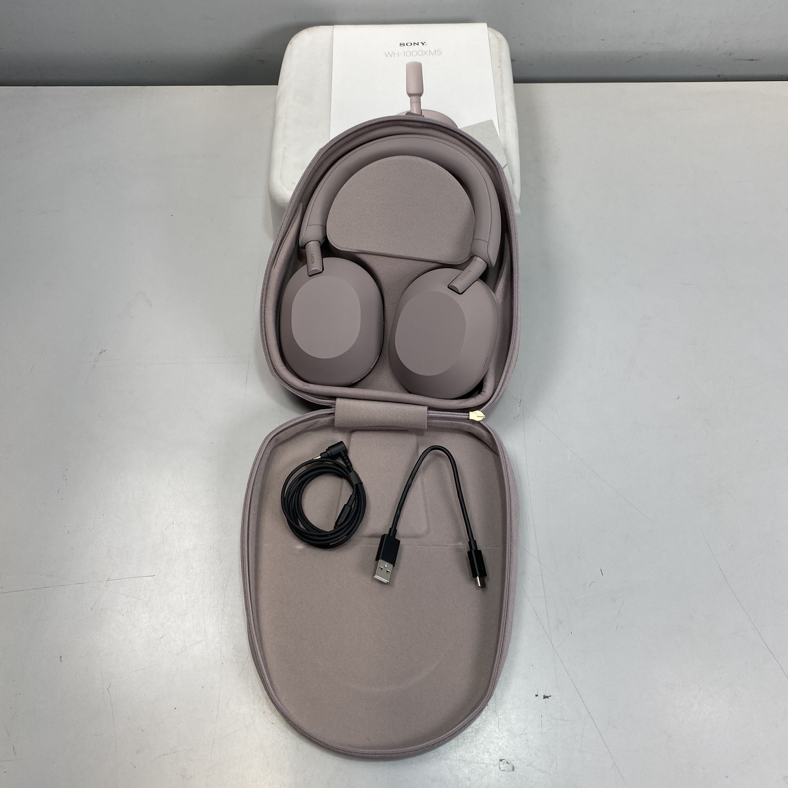 Sony WH1000XM5 Wireless Noise-Canceling Headphones in Smoky Pink