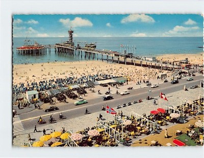 Postcard Strand and Pier Scheveningen Netherlands
