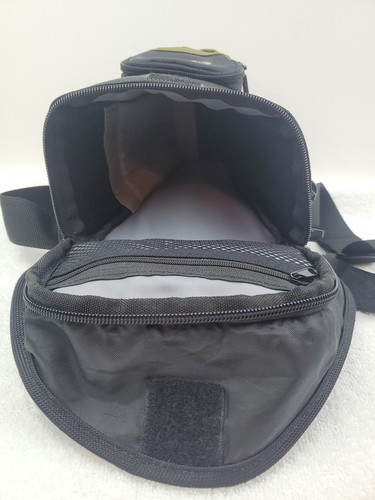 Canon Zoom Pack 1000 Top-Loading Holster Camera Bag - Shoulder Case - Picture 10 of 16