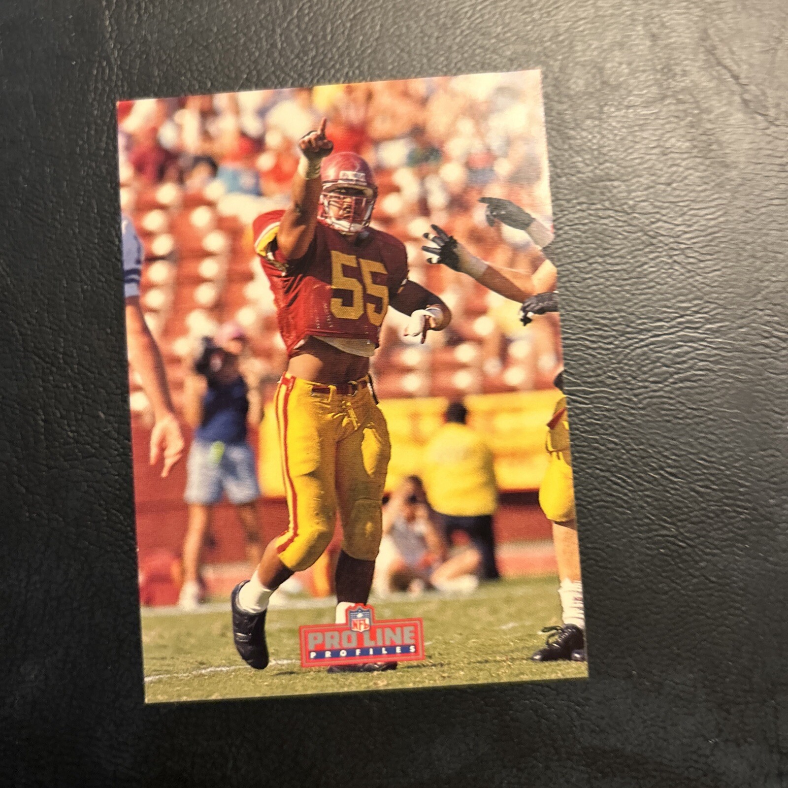 B35b #21 Junior Seau, San Diego Chargers, 1992 Pro Line Pro Portraits Mobile 3