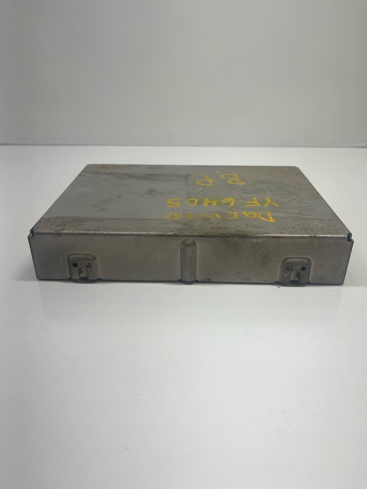 1999-2002 Daewoo Leganza Engine/motor Control Module OEM# 09374767