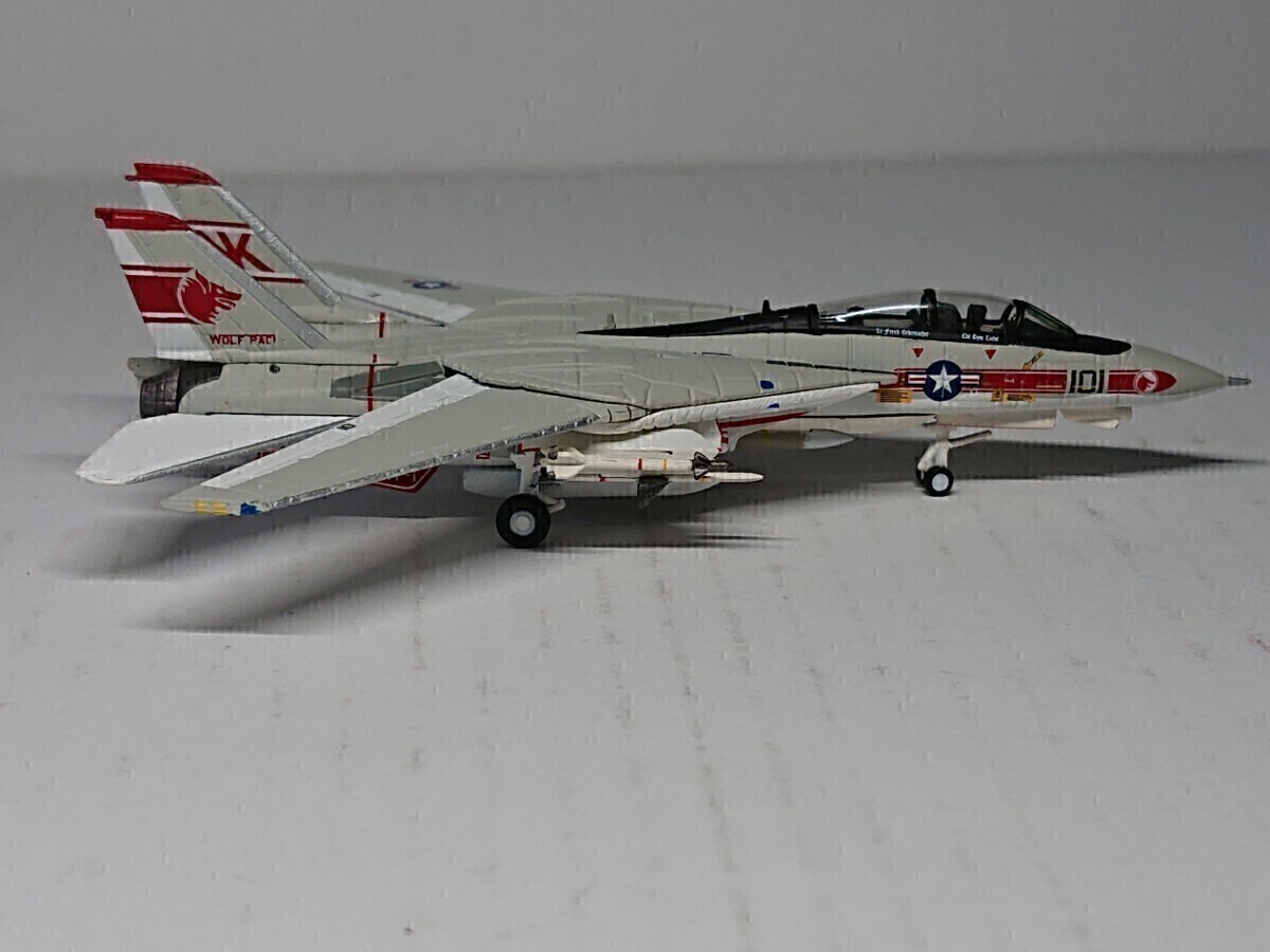 航空機・ヘリコプター hogan M-SERIES 1/200 F-14A VF-154 hogan M-SERIES 1/200 F-14A VF-154 - メルカリ
