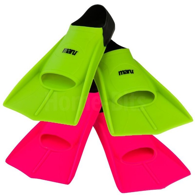 short training fins