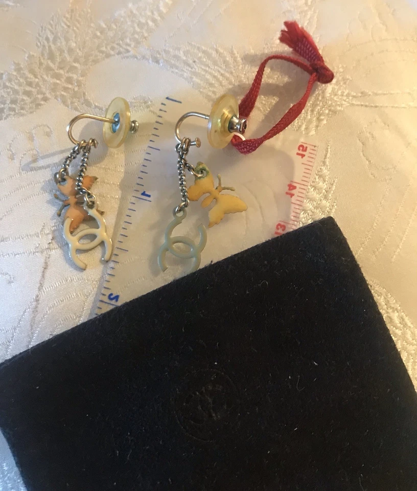 Genuine Authentic CHANEL Necklace & Earrings Set Butterfly, Heart & CC Charms - Image 4 of 4