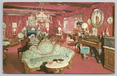 Postcard  The Red Parlor Waiting Room of Ye Olde Hoosier Inn Stockton California