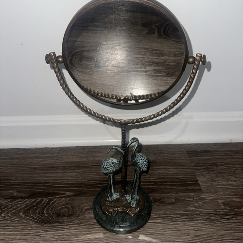Specchio vanità vintage con base decorativa per uccellini gru - Foto 4 di 5