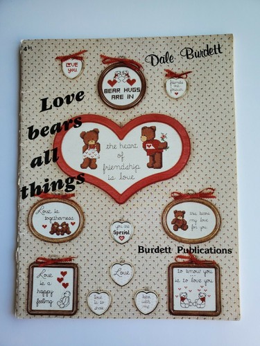Folleto Love Bears All Things patrón punto de cruz Dale Burdett vintage 1984 - Imagen 1 de 2