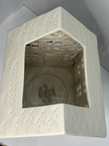Bath and Body Works Village House HOLIDAY Luminary Woodland Christmas Polar Bear - Picture 7 of 8