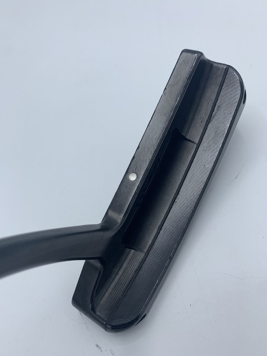 ODYSSEY BLACK SERIES TOUR DESIGNS #6 32.5” INCH PUTTER 350 ODYSSEY BLACK SERIES TOUR DESIGNS #6 32.5” INCH PUTTER 350