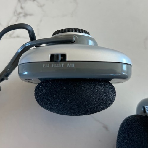 Radio Shack 12-934 AM/FM Stereo Headset Radio FOR PARTS Flaky Left Speaker - Picture 7 of 7