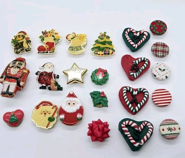 Christmas Button Covers LOT Holiday 22 pc Vintage to Now Some Signed NONY