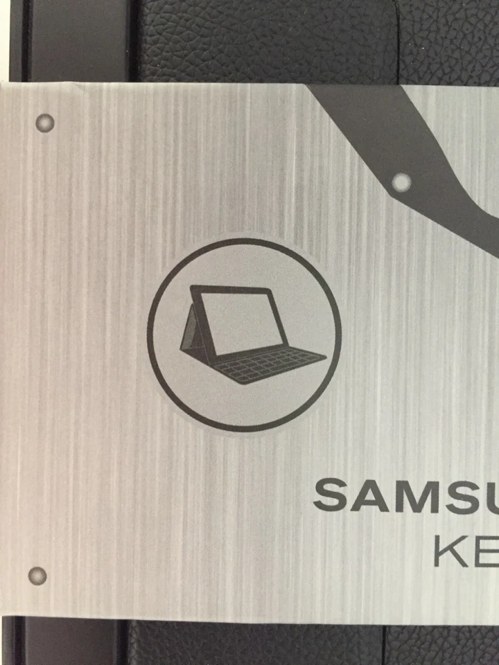 Platinum Samsung Galaxy Tab 3 10.1 Keyboard Folio - Image 2 of 3