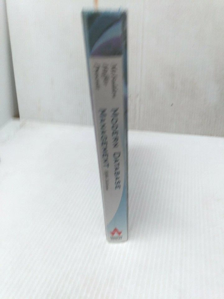 Modern Database Management (FC101-2-JV2227) - Image 3 of 4