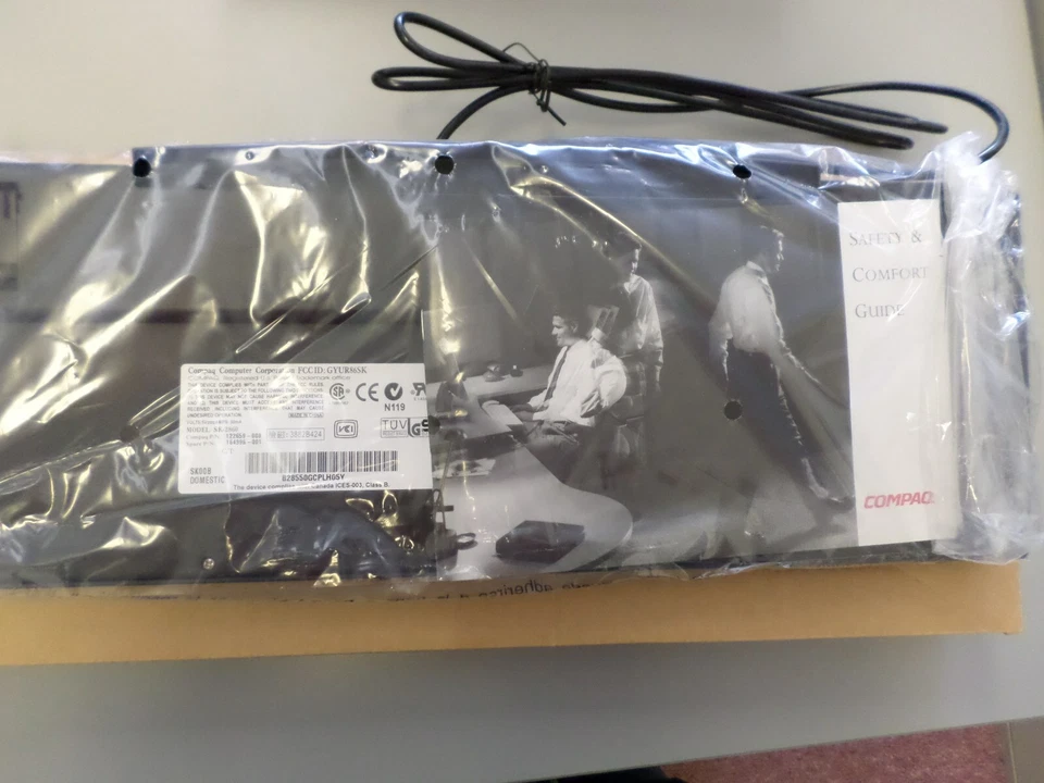 Compaq HP 122659-008 KB-9963 Black PS2 Keyboard New - Image 3 of 3