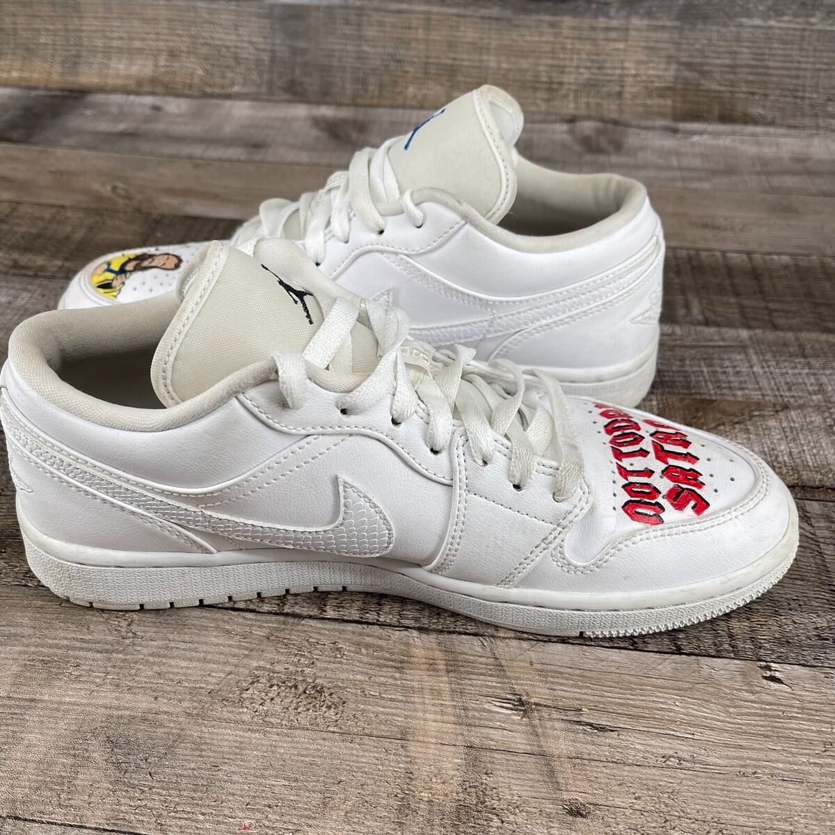 Nike Air Jordan 1 Low 'Triple White' AO9944-111 Womens Size Nike Air Jordan 1 Low 'Triple White' AO9944-111 Womens Size