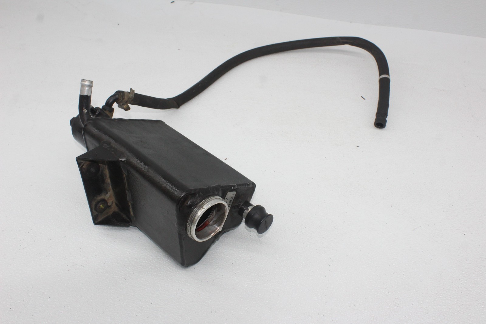 99-01 FERRARI 456 M POWER STERRING OIL TANK NO CAP