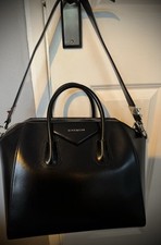 GIVENCY Antigona  Medium Bag