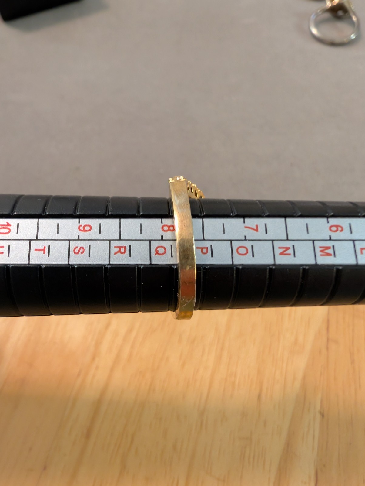 Ruby Stackable Ring V Band Gold Tone Crystal Acce… - image 4