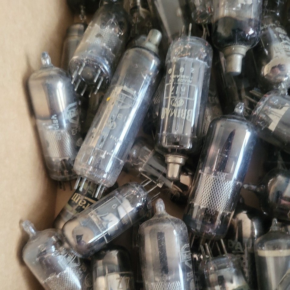 Tubi B9A Nuovo Valvole Tubo B9A Mullard Raddrizzatrici/protezioni - Nuovo Originale, Confezione Da 2 Pezzi Valvole Vintage Mullard - Foto 6