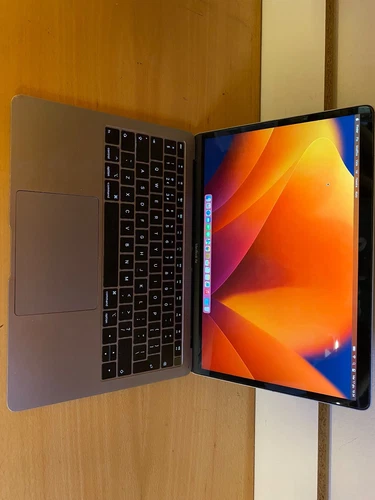 Apple MacBook Air 13" 2019 A1932 i5 1.6GHz / 8GB / 120GB SSD
