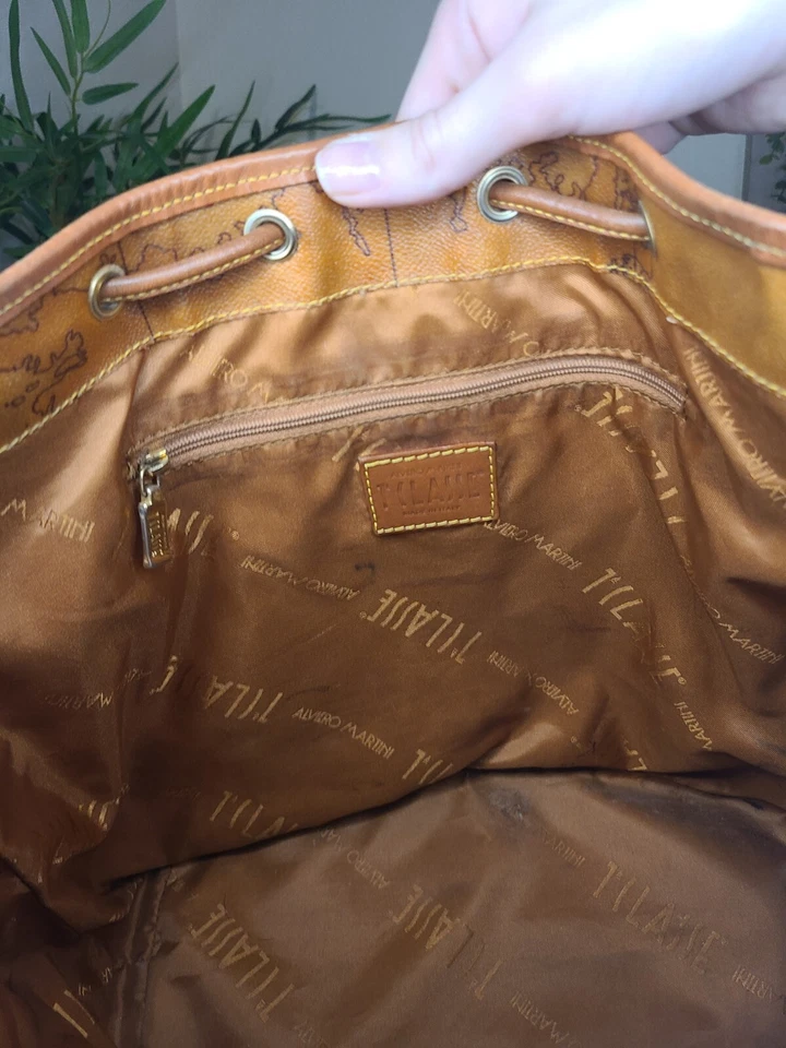 Bolsa ALVIERO MARTINI 1° CLASSE balde geográfico, couro italiano - Imagem 4 de 4