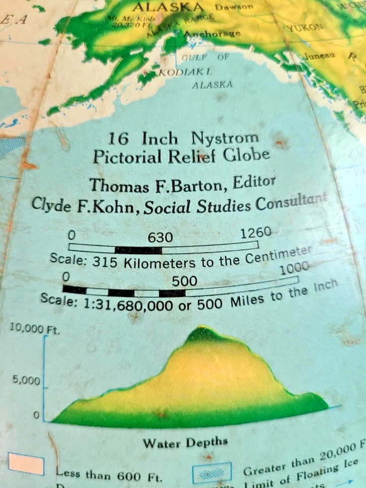 Globo de relieve ilustrado vintage Nystrom 16" para aula de Hillsborough Co., FL Foto 2 de 4