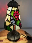 VTG 10.5” TIFFANY STYLE STAINED GLASS TABLE LAMP