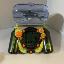 2007 Bio Bytes Great White Shark In Water Tank Electronic Handheld Game WORKING
