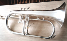 versilbertes Flügelhorn mit Trigger - Besson