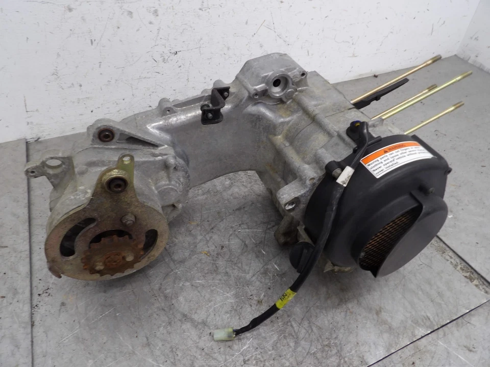 2007 Kawasaki KFX90 ENGINE MOTOR BOTTOM END 14080-Y003 - Image 4 of 4