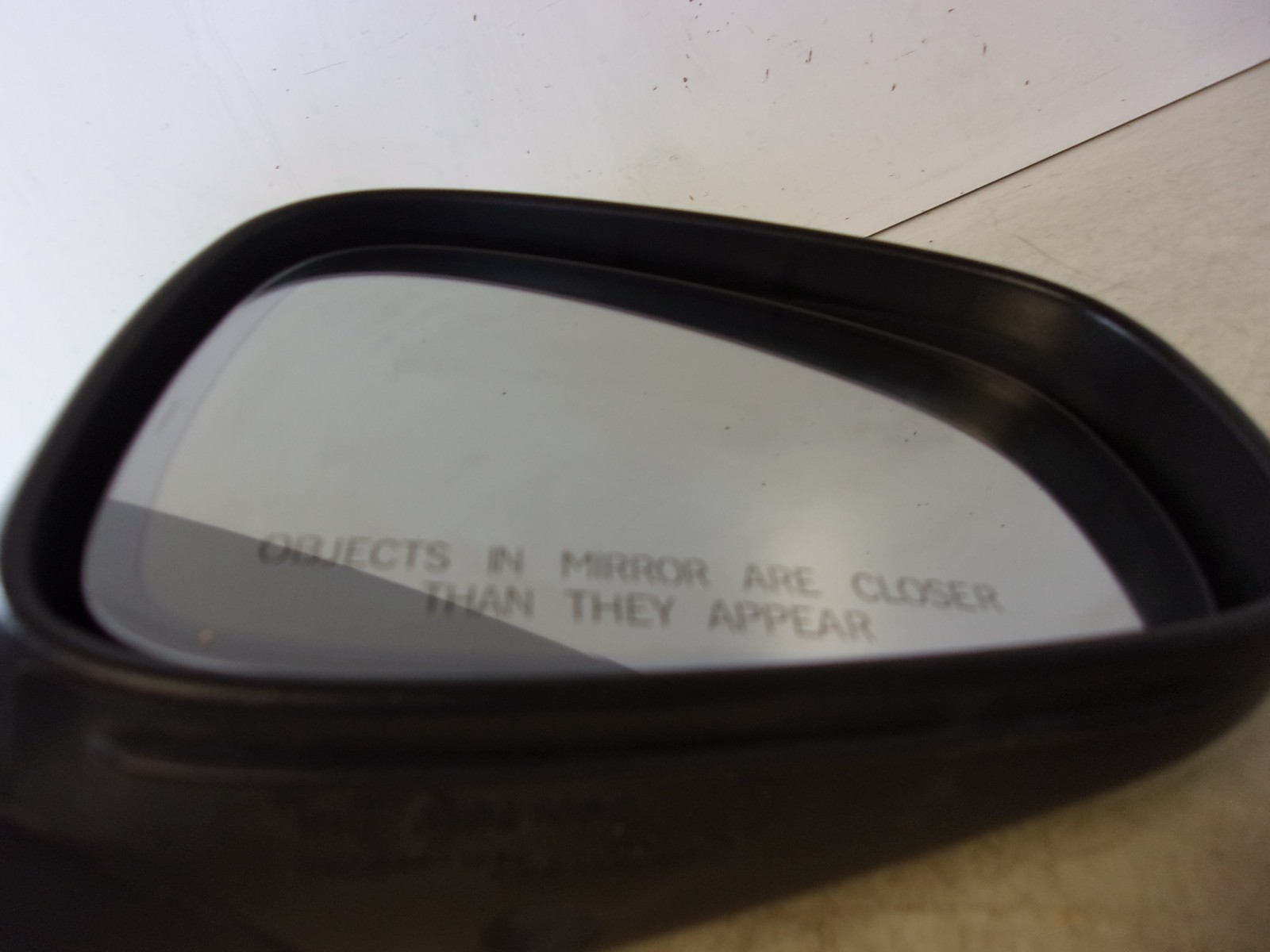 2009 - 2013 Maserati Quattroporte Passenger RH Power Door Mirror OEM